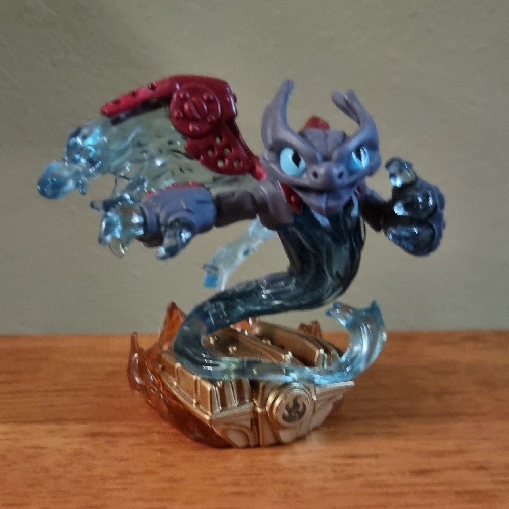 Dark Spitfire Character Figure from the Video Game Skylanders: SuperChargers. 